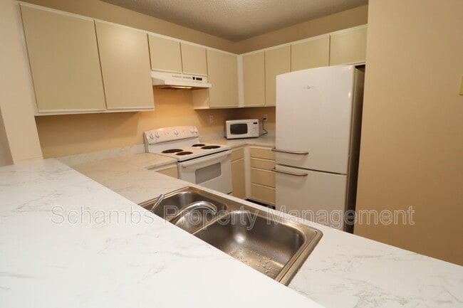 Building Photo - 510 Springfork Dr