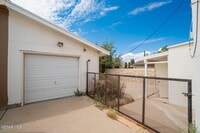 Building Photo - 3425 Hickman St