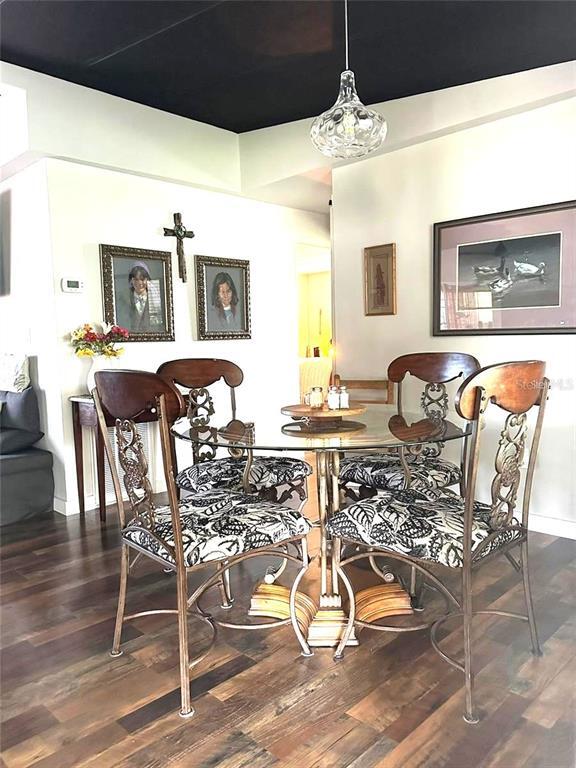 Building Photo - 6456 Presidential Cir