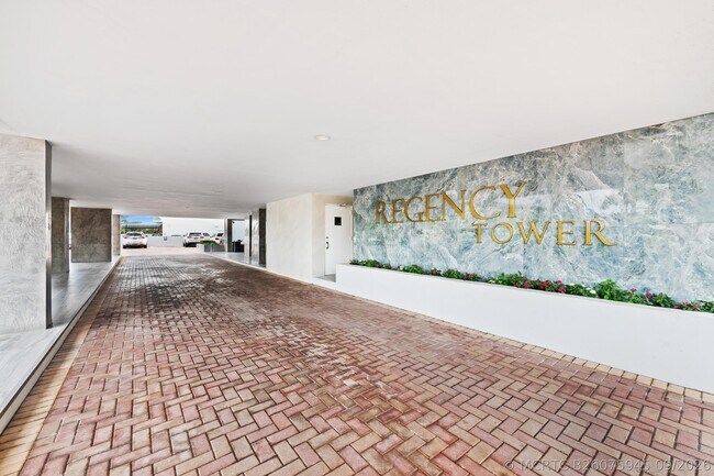 Building Photo - 3850 Galt Ocean Dr