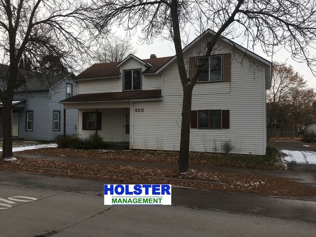 Primary Photo - 620 S 3rd Ave