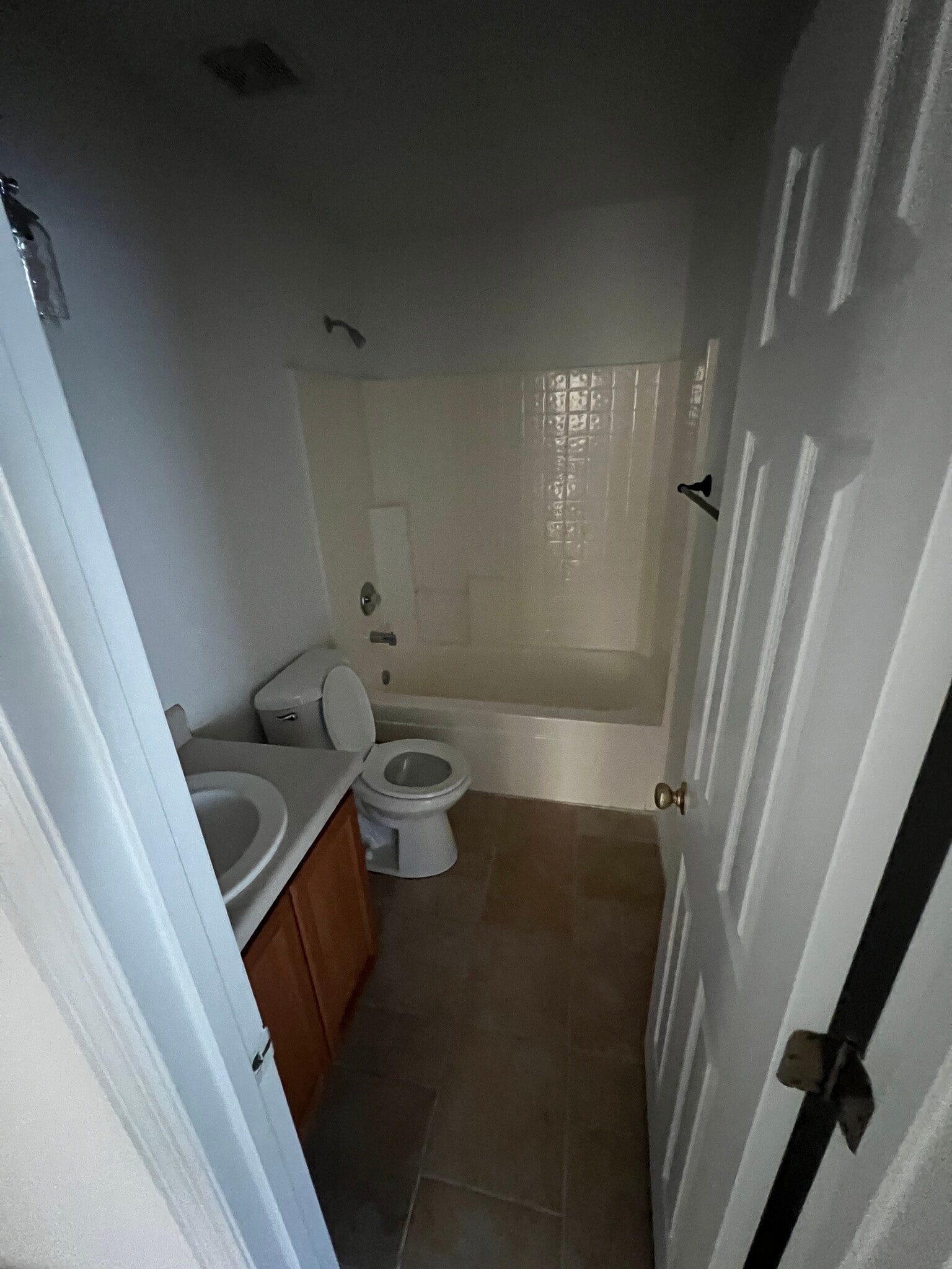 Building Photo - 5343 Tidewater Dr