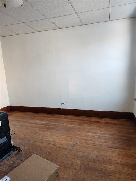 Building Photo - 34 King Philip Rd