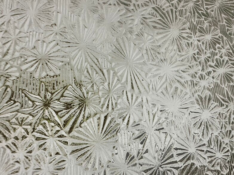 Building Photo - 537 Main St