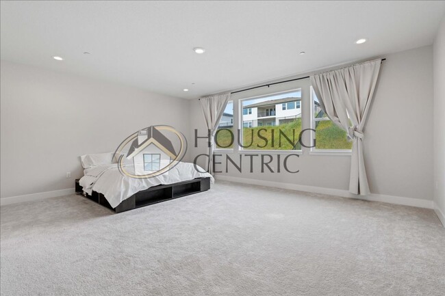 Building Photo - New Construction Executive Rental Home in ...