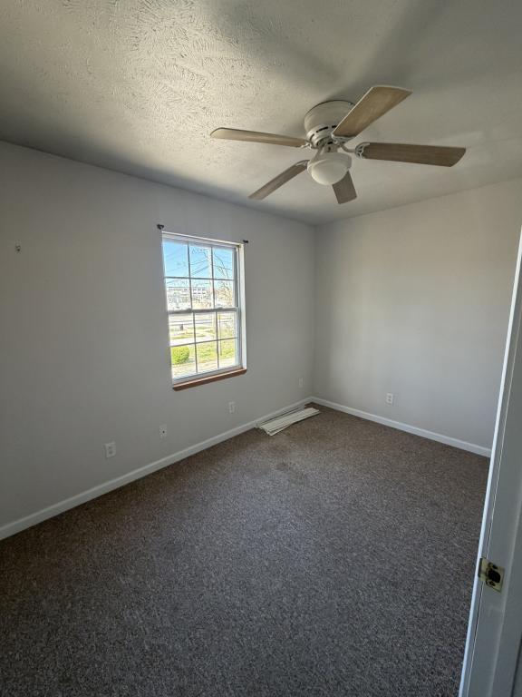 Building Photo - 500 S Washington St