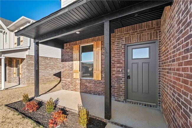 Building Photo - 4670 W Aurora St