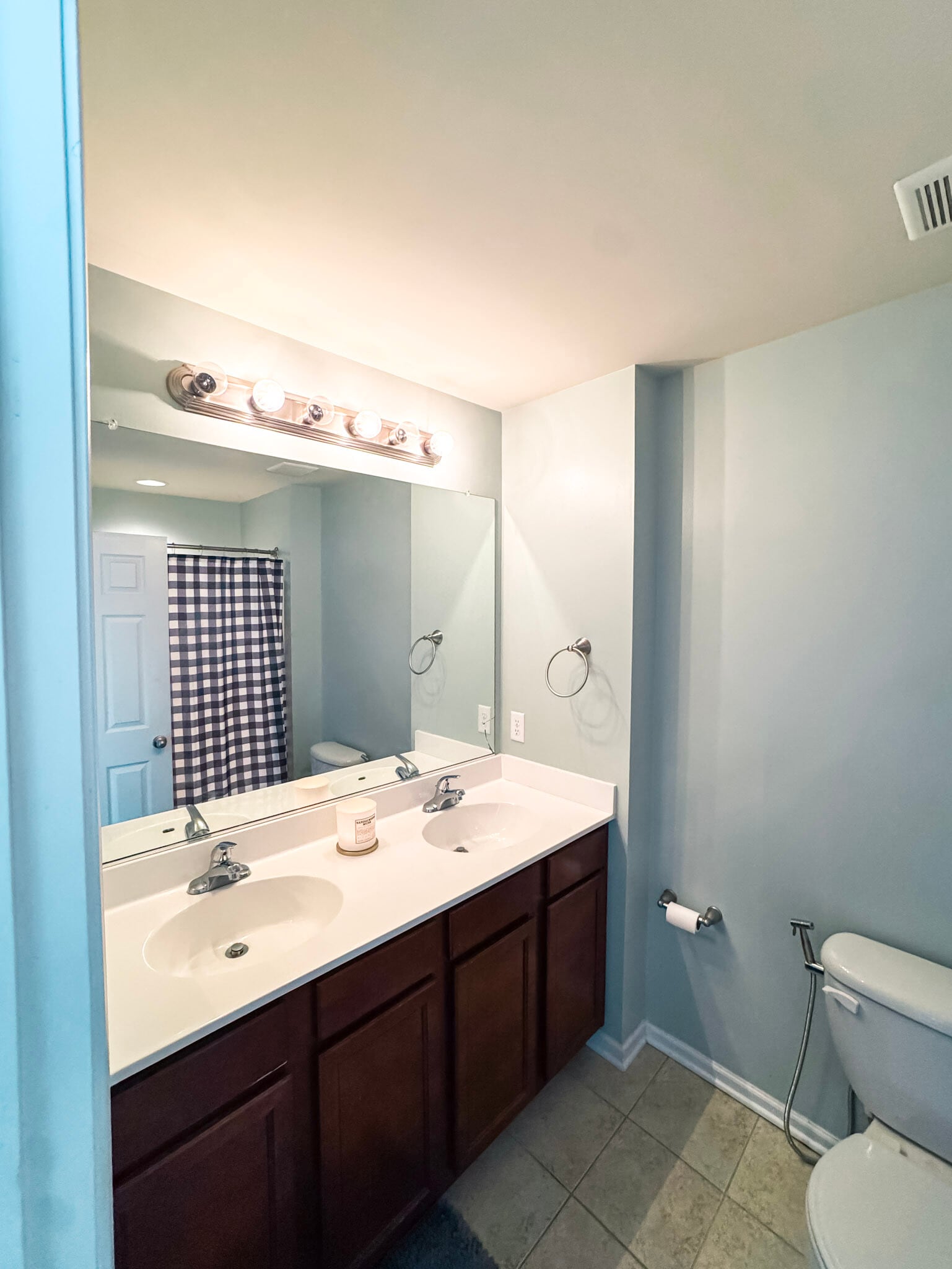 Building Photo - 209 Raven Run