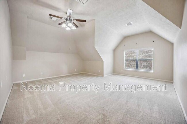 Building Photo - 23822 Wellington Ct Blvd