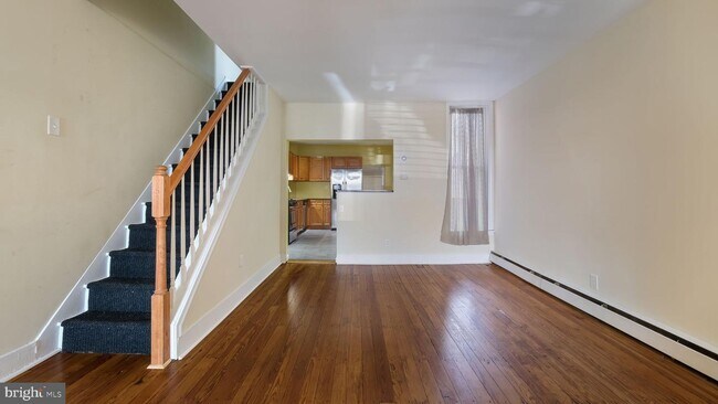 Dining room leading to kitchen - 348 Lafayette St