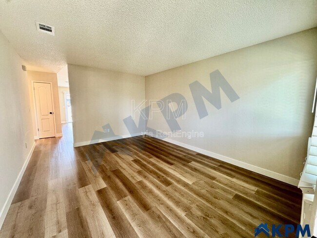 Building Photo - 7355 Kelley Dr