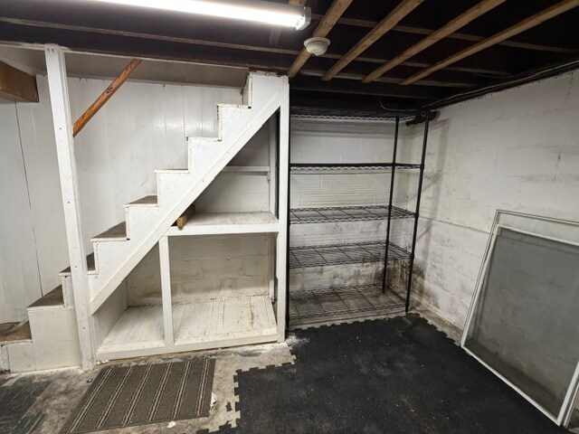 Building Photo - 7 Newberne St