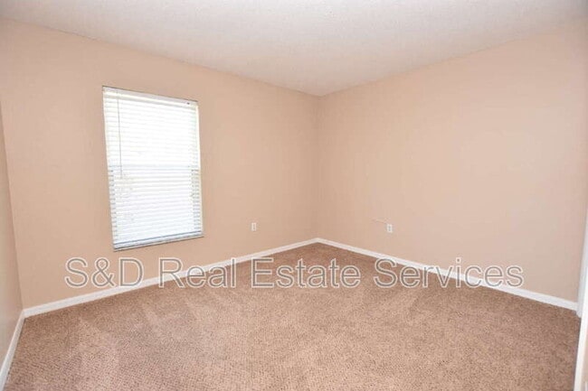 Building Photo - 2830 Hickory Ridge Dr