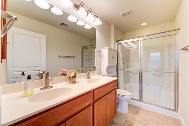 Building Photo - 2922 Coral Berry Ct