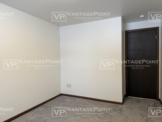 Building Photo - 1603 St Robert Dr