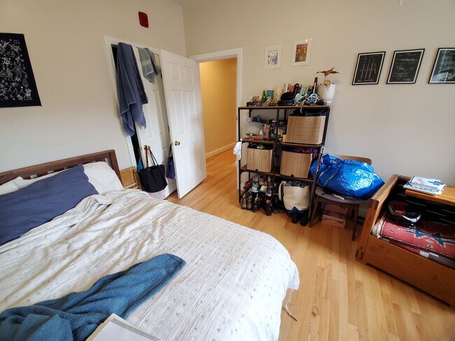 Building Photo - 274 Brookline St