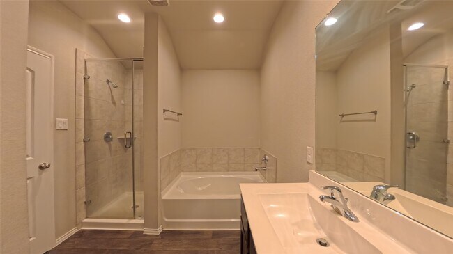 Building Photo - 4722 Lombardy Fire Trail