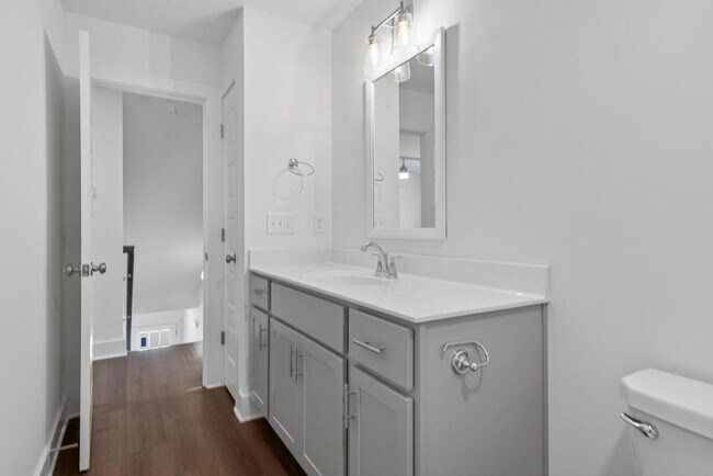 Building Photo - 3760 Patton Crst