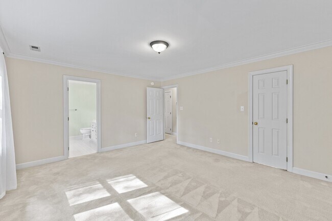 Building Photo - 103 La Quinta Ct