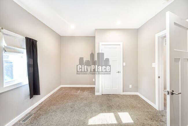 Building Photo - 1548 Lexington Ave