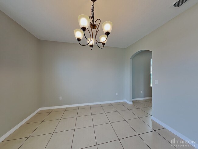Building Photo - 509 Kestrel Dr