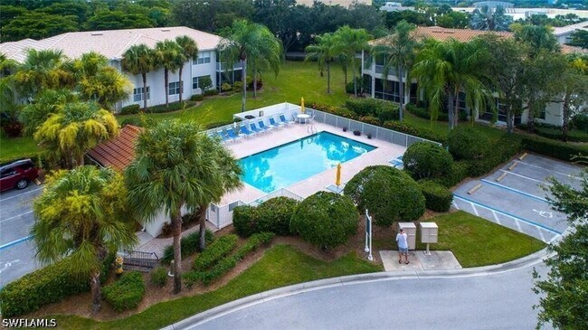 Building Photo - 9030 Las Maderas Dr