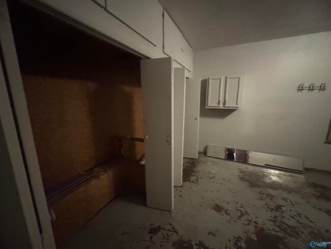 Building Photo - 3009 Fairacres Rd SW