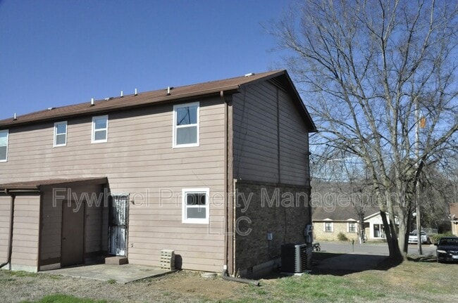 Building Photo - 780 Garrison Dr
