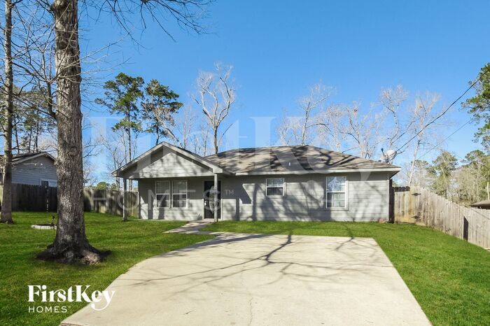 Building Photo - 10419 Royal York Dr