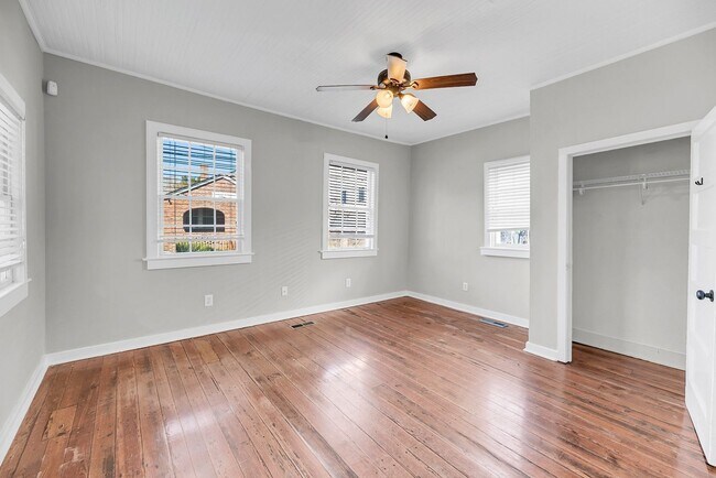 Building Photo - $500.00 OFF FIRST MONTHS MOVE IN SPECIAL W...