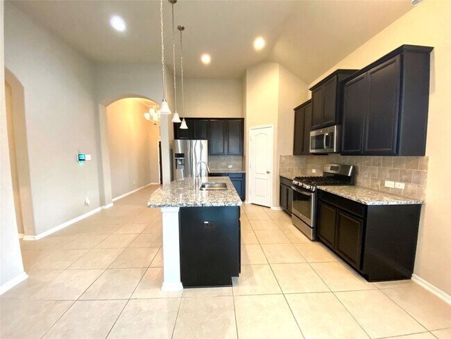 Building Photo - 2007 Post Oak Ct