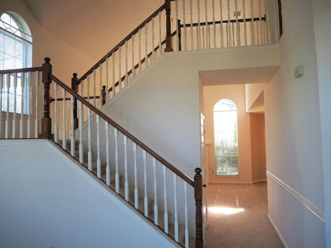 Building Photo - 2105 Friar Ct