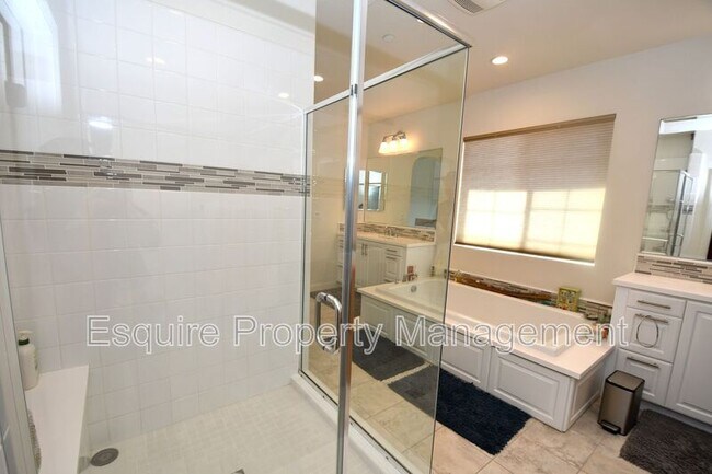 Building Photo - 505 Elm Cottage Ct