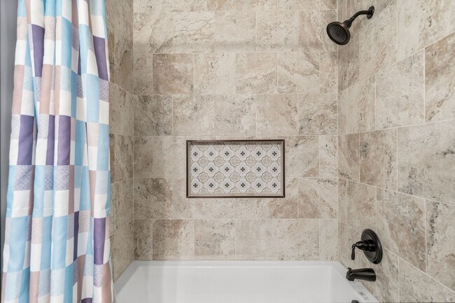 Building Photo - 3 Gambrel Oak Pl