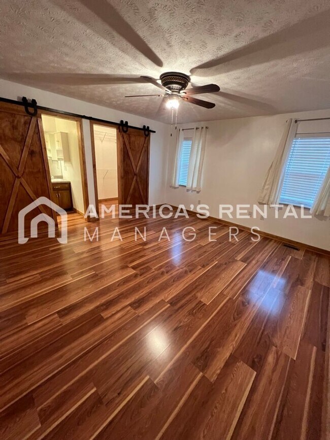 Building Photo - Home for rent in Lincoln!!! COMING SOON!