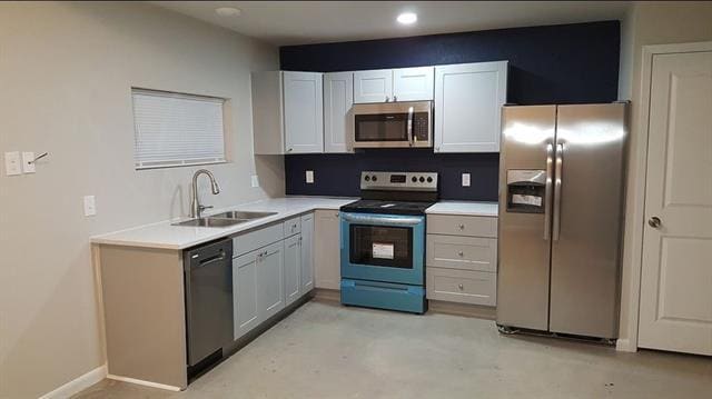 Building Photo - 511 Oakwood Ln