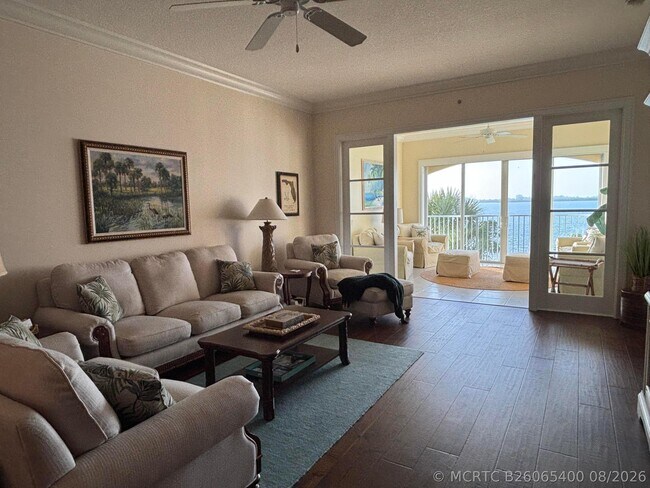 Building Photo - 29 Harbour Isle Dr W