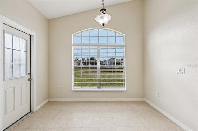 Building Photo - 235 Royal Palm Dr