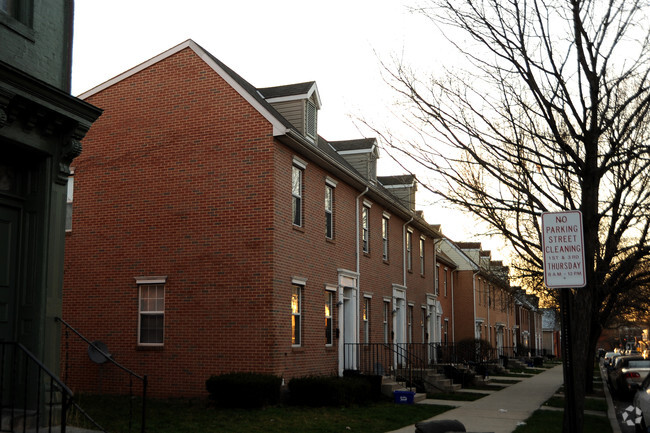 Building Photo - Allison Hill Townhomes