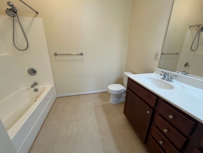 Building Photo - 908 Deep Branch Way