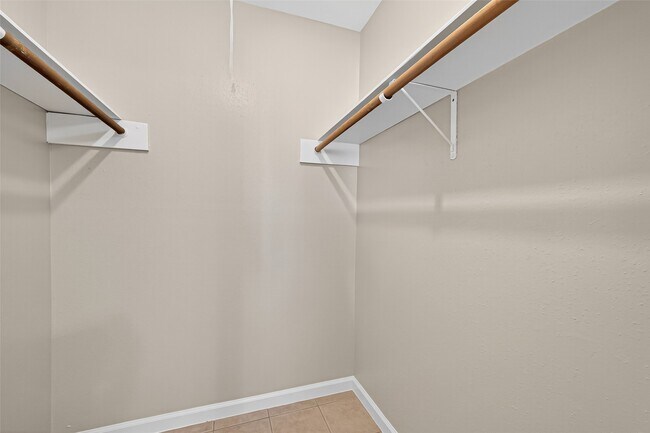 Building Photo - 14333 Memorial Dr