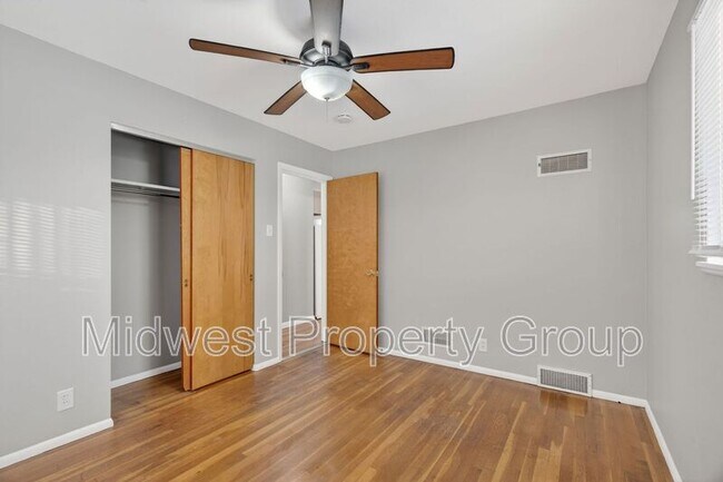 Building Photo - 10406 Hobkirk Dr