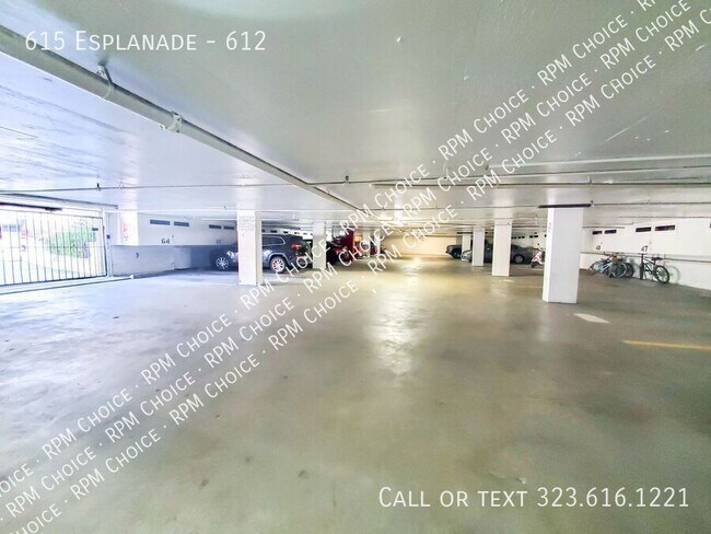 Building Photo - 615 Esplanade-612