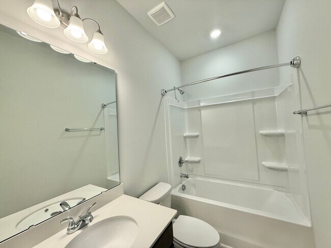 Building Photo - **OFFERING REFUNDABLE APPLICATION FEES** New Construction 3BD, 2.5BA Garner Townhome with a 1-Car...
