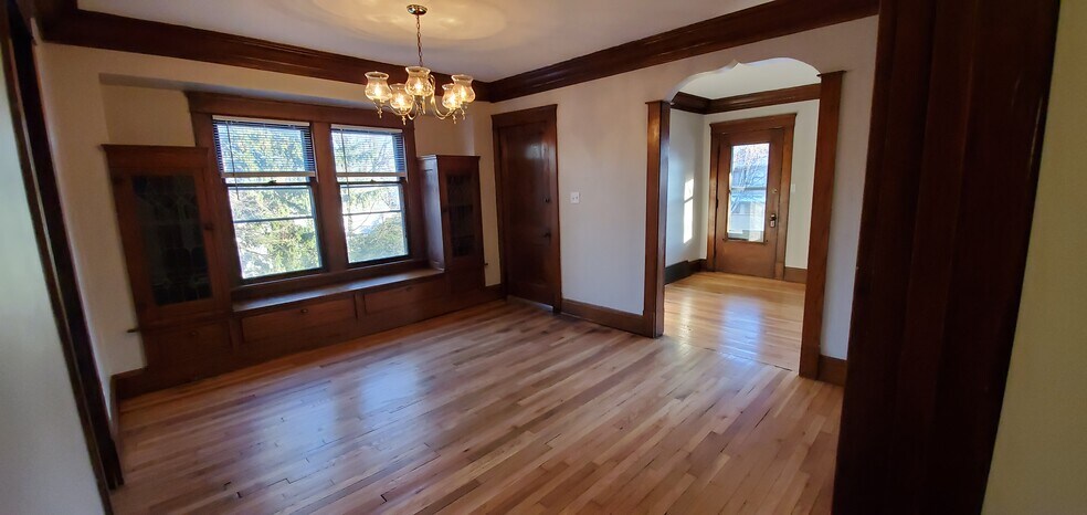 Dining room - 11304 Florian Ave