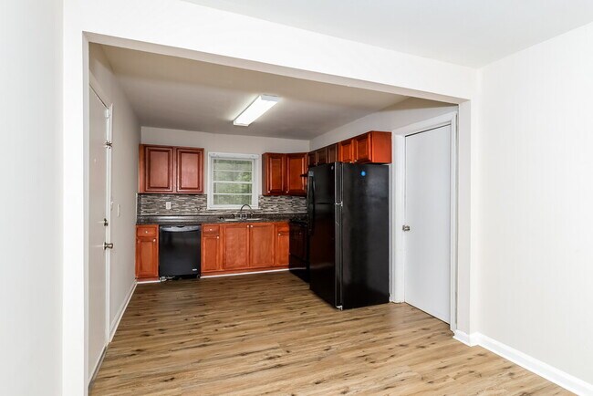 Building Photo - 6281 Denny Ln SW