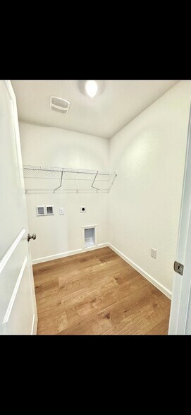 Building Photo - 19276 Gray Horse Dr