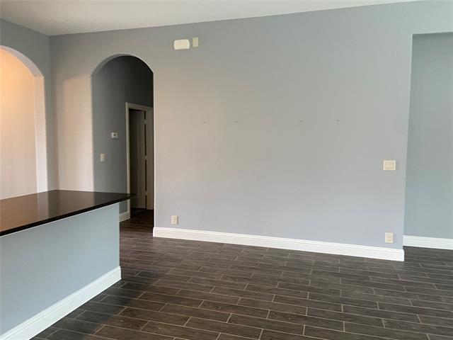 Building Photo - 517 Kelvington Dr