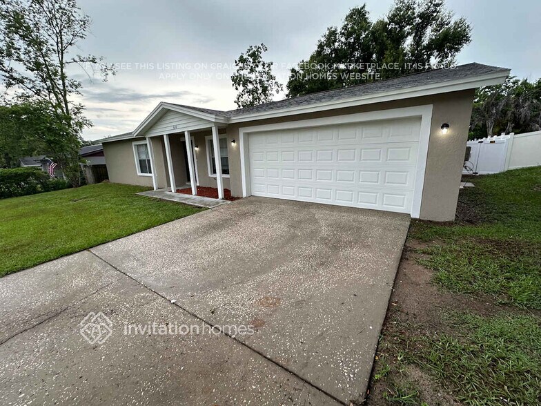 Building Photo - 608 Valley Hill Dr