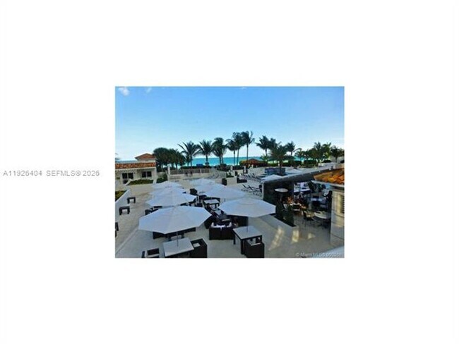 Building Photo - 4779 Collins Ave